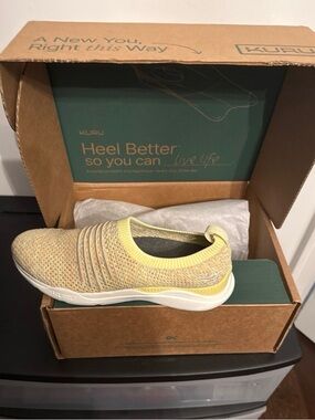 KURU Women's Stride Sneaker